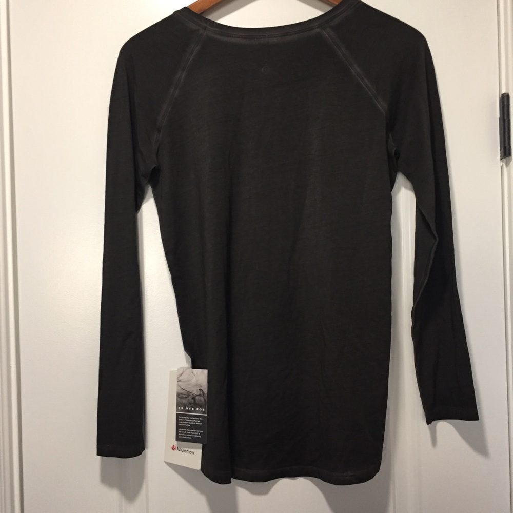Lululemon Emerald Long Sleeve Size 4